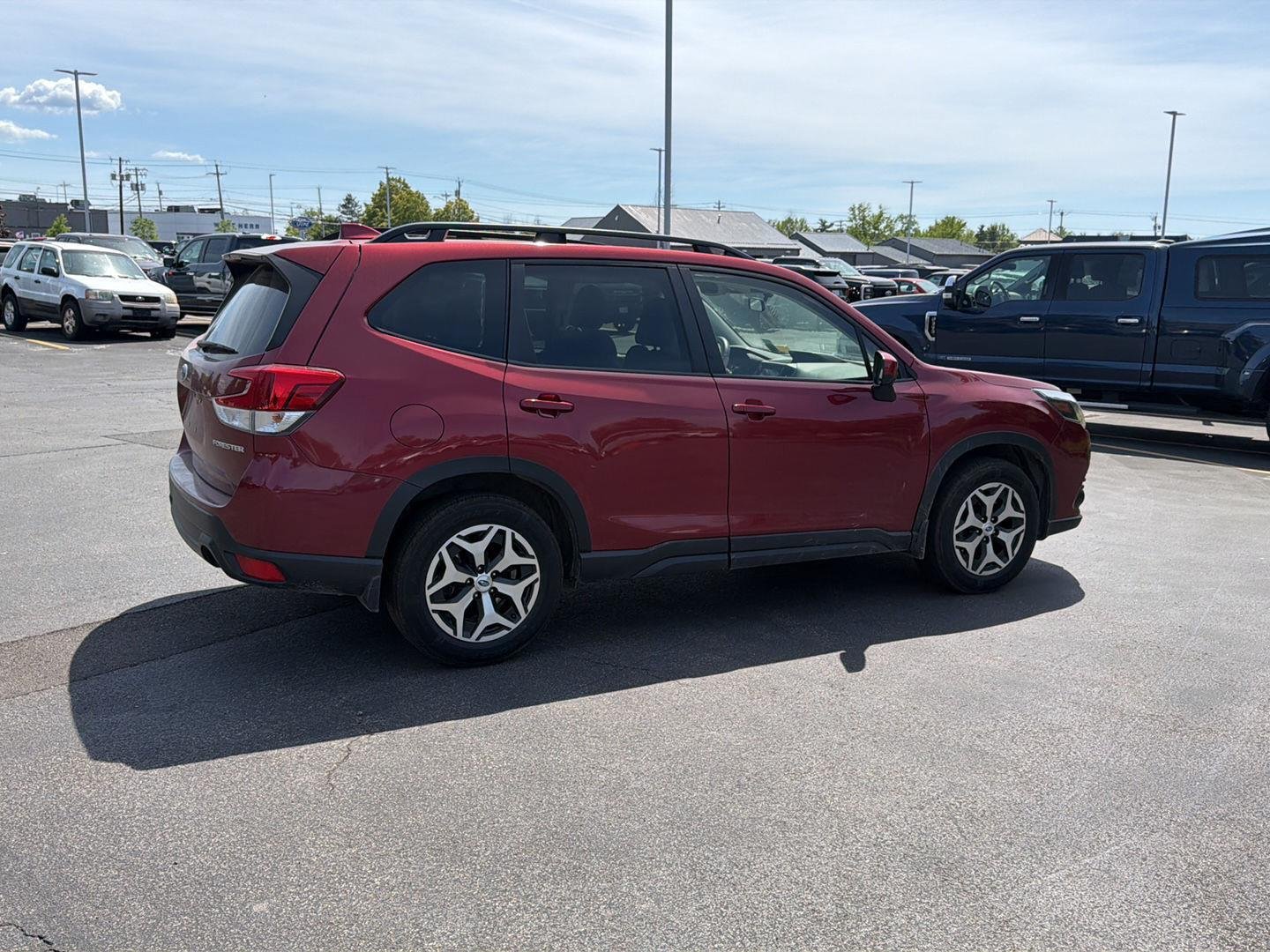 Used 2022 Crimson Red Pearl Subaru Premium image 6