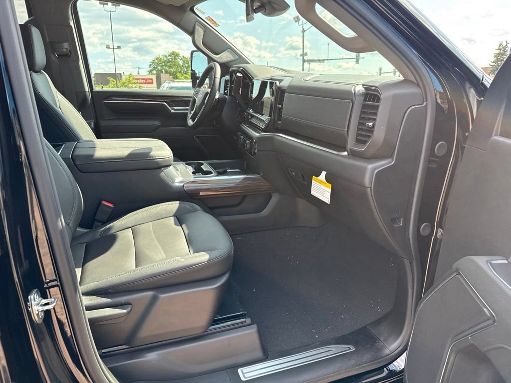 2026 Chevrolet Silverado 3500 HD LT - Photo 36