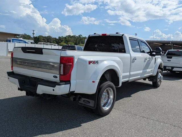 Used 2020 Star White Ford Platinum image 3