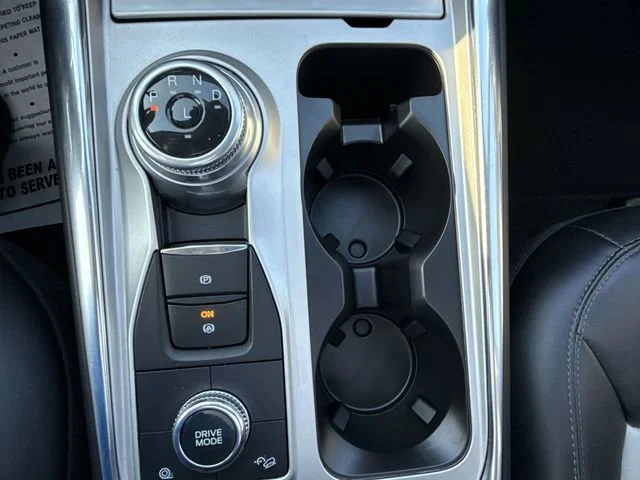 2022 Ford Explorer XLT - Photo 18