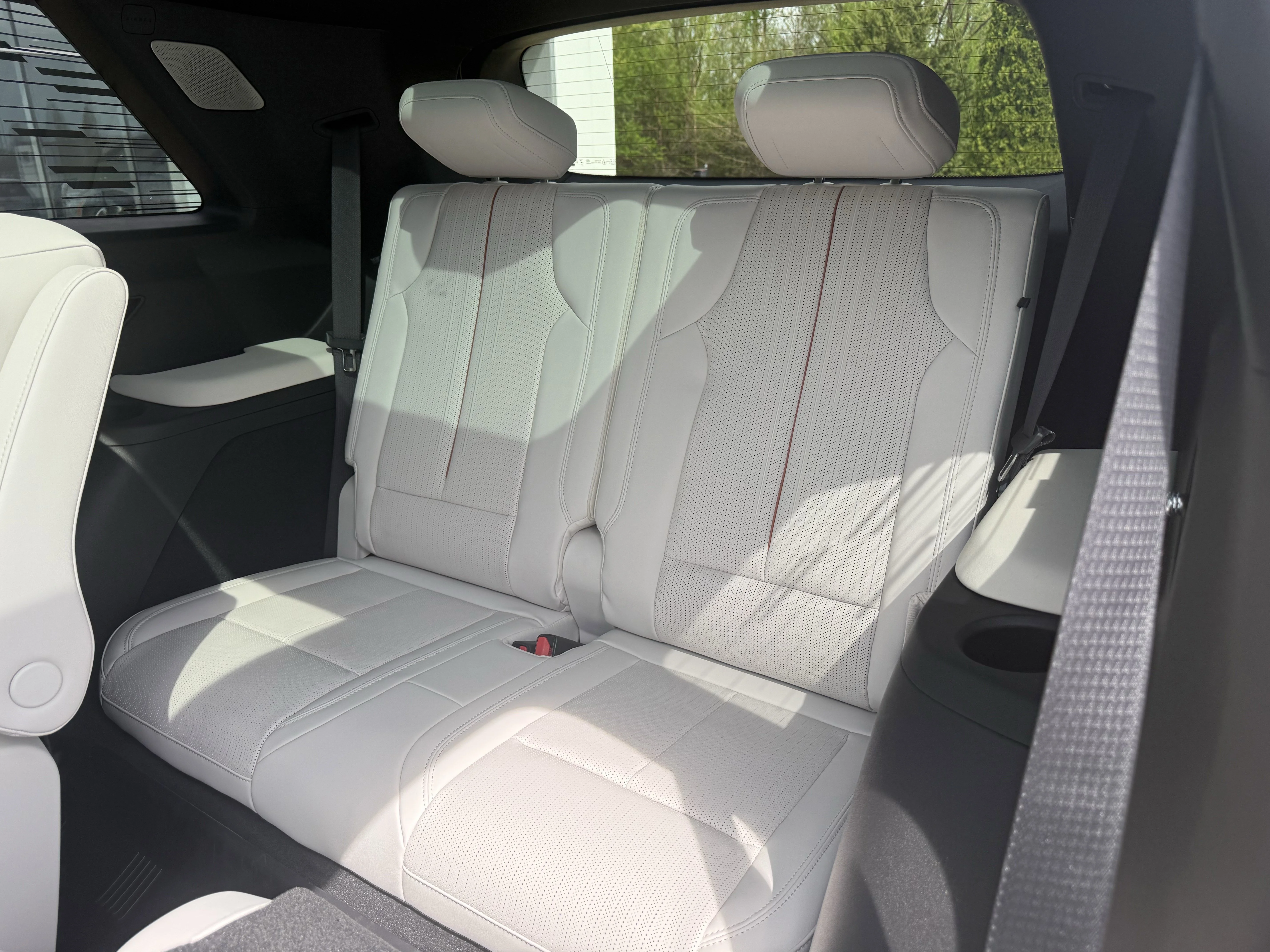 2026 Cadillac VISTIQ Sport - Photo 11