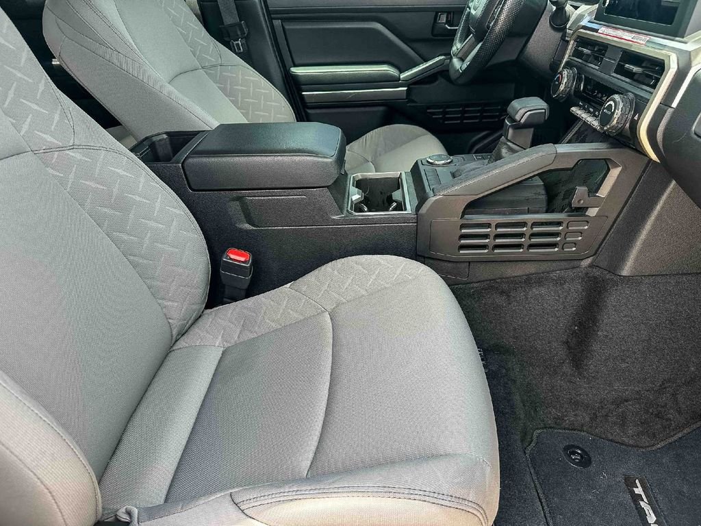 Certified Used 2026  Toyota SR5 image 44