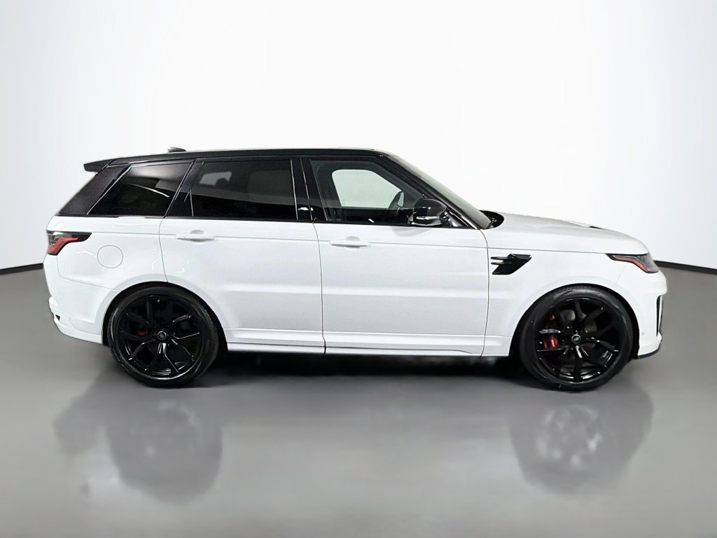 Used 2022 Fuji White Land Rover SVR image 4