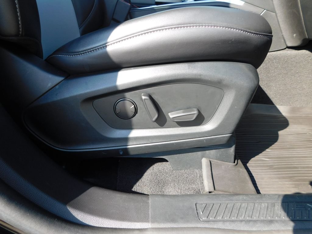 Used 2023 Black Ford XLT image 21