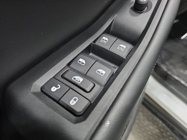 Used 2024 Silver Jeep Altitude X image 26