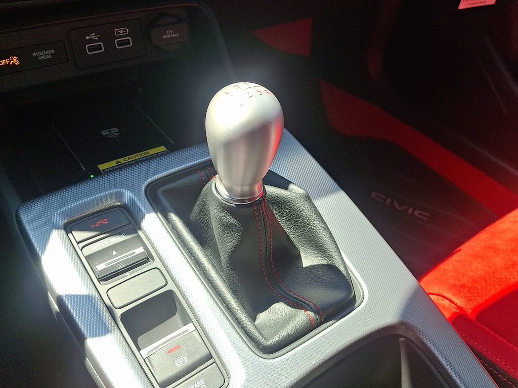 Certified Used 2023 Crystal Black Pearl Honda TYPE R image 46
