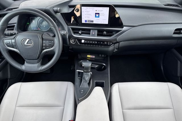 Used 2023 Silver Lexus 250h Base image 15
