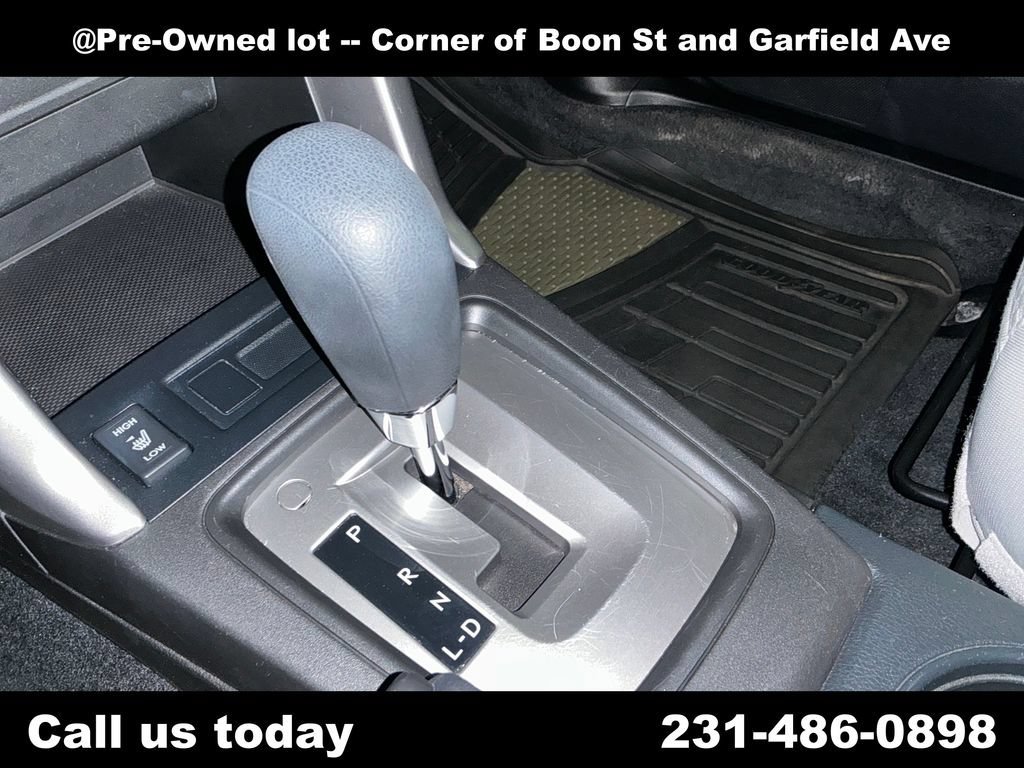 Used 2014 Grey Subaru 2.5i Premium image 25