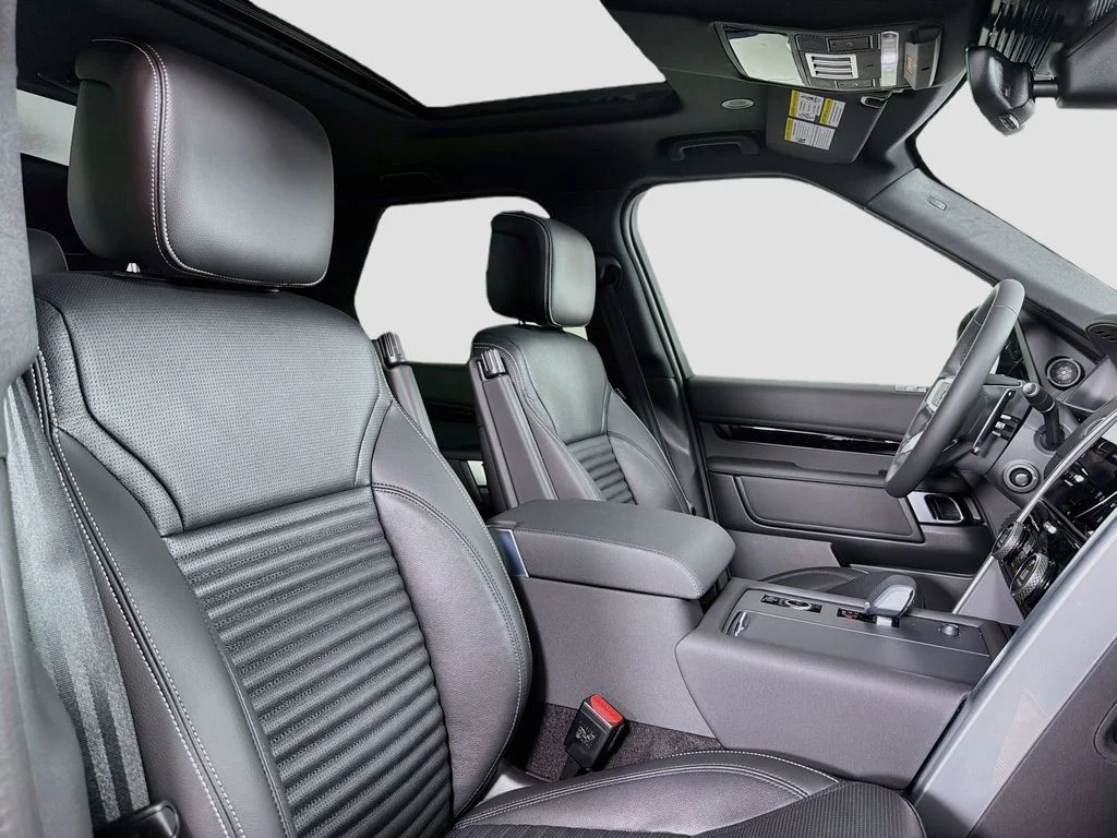 New 2026 Santorini Black Land Rover S image 30