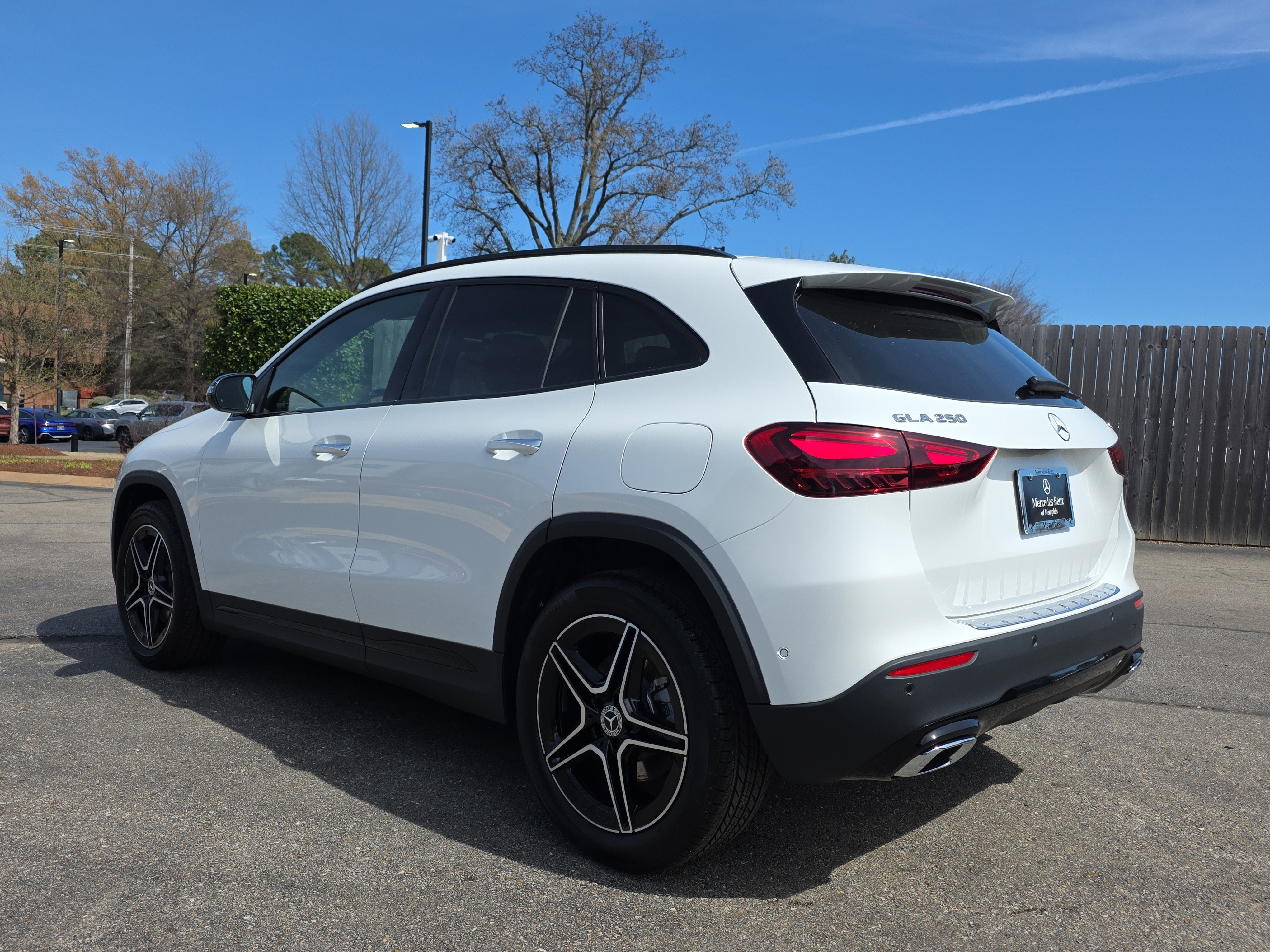 New 2026 Polar White Mercedes-Benz GLA 250 image 32