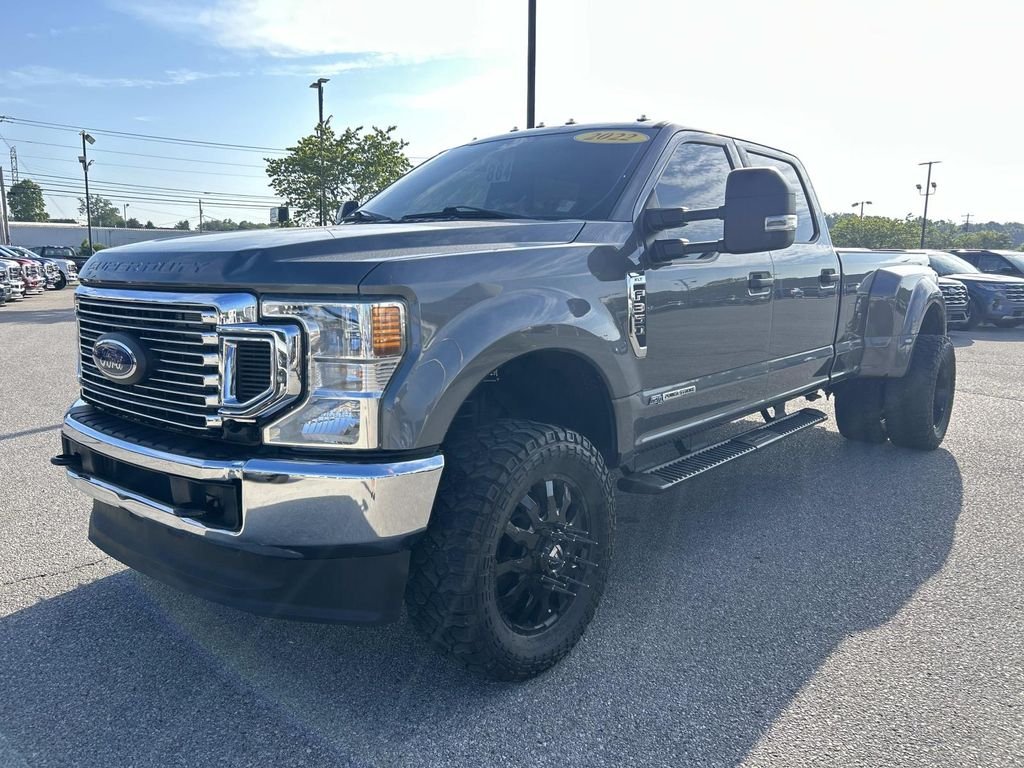 Used 2022 Carbonized Gray Metallic Ford XLT image 8