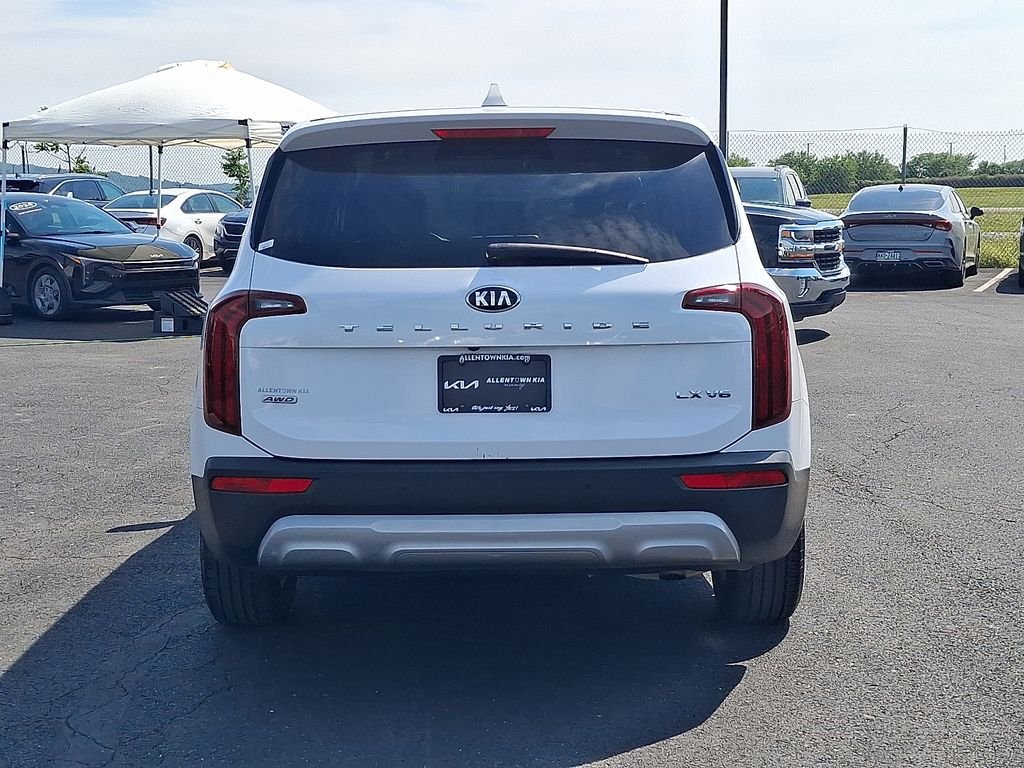 Certified Used 2021 White Kia LX image 5