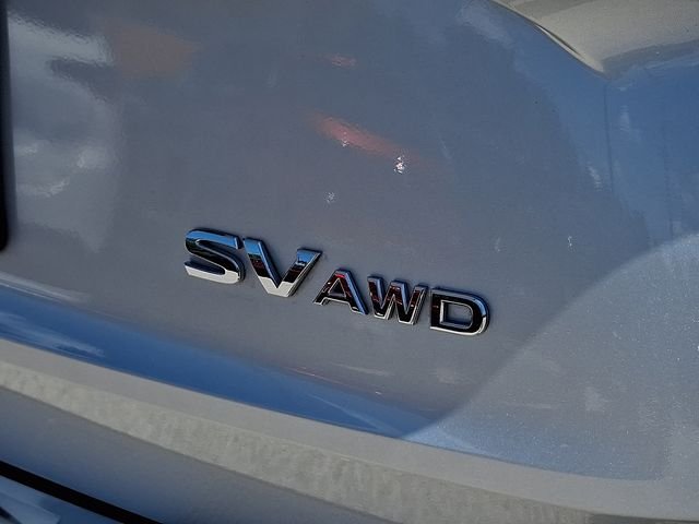 Used 2021 Silver Nissan SV image 31