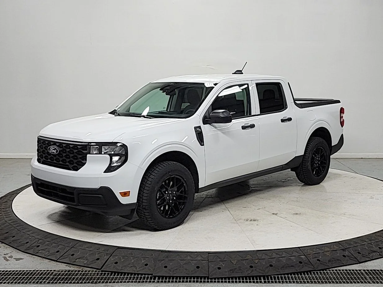 New 2026 Oxford White Ford XL image 3