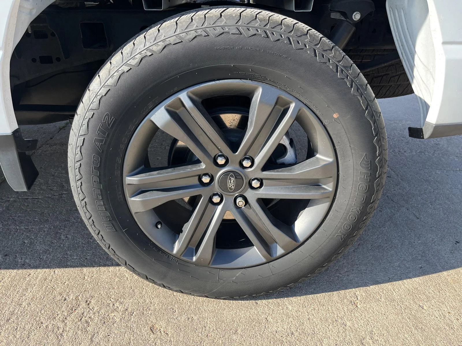 Certified Used 2023 Oxford White Ford XLT image 9