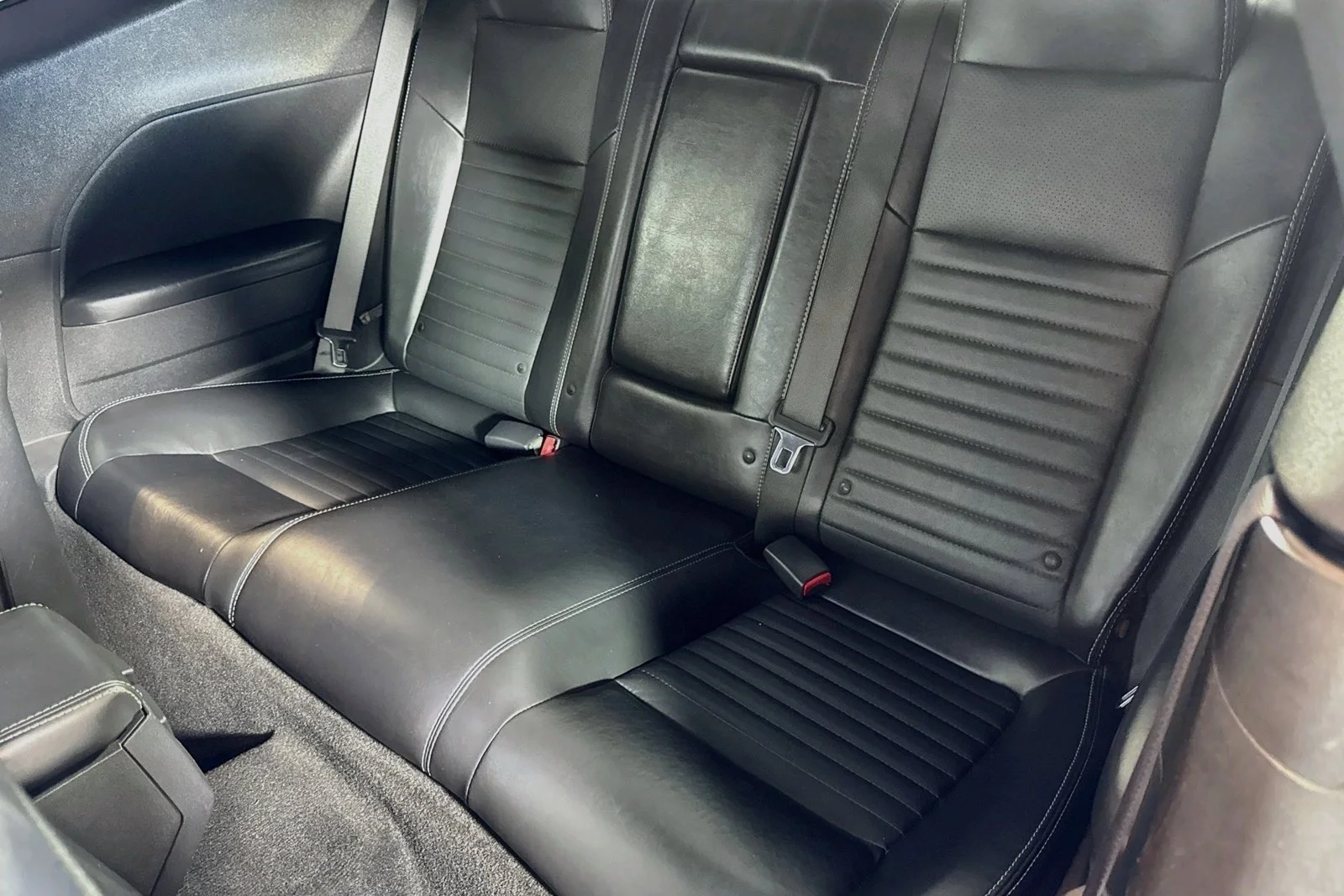 Used 2011 Billet Metallic Dodge  image 20