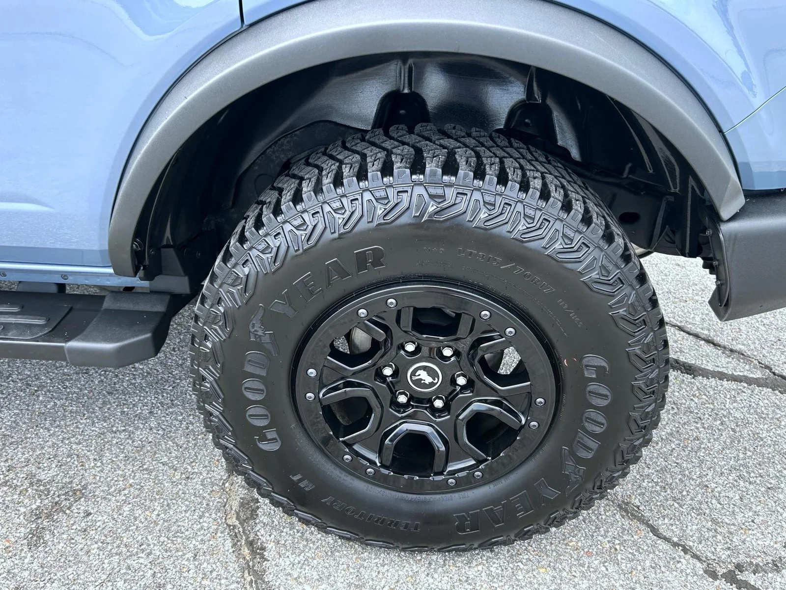 Used 2023 Gray Ford Wildtrak image 22