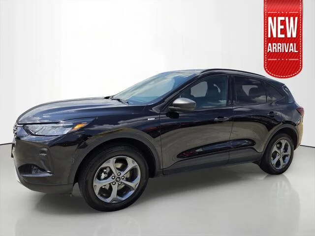 Used 2025 Agate Black Metallic Ford ST-Line image 1