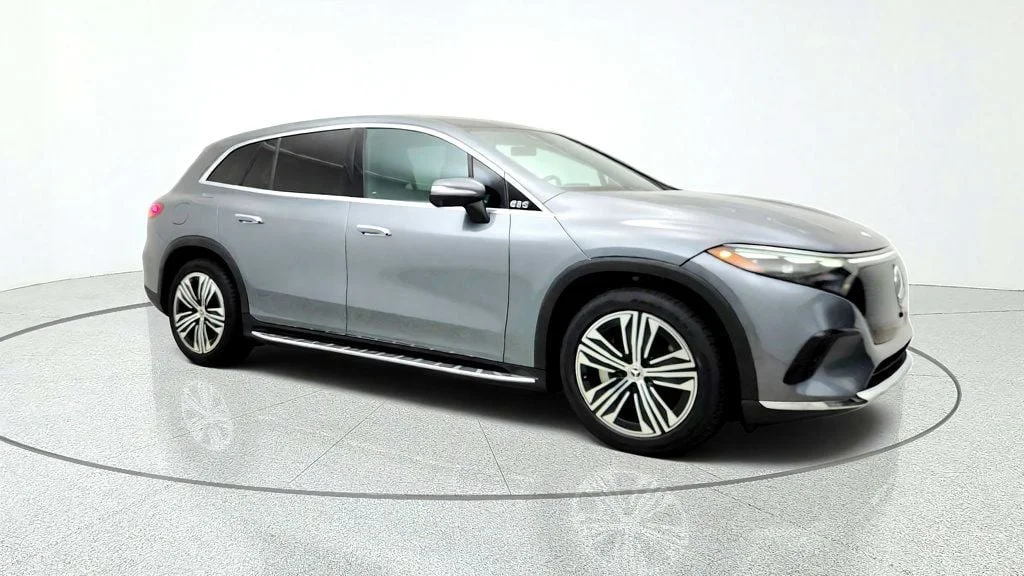 Used 2023 Selenite Grey Metallic Mercedes-Benz EQS 450 4MATIC® SUV image 3