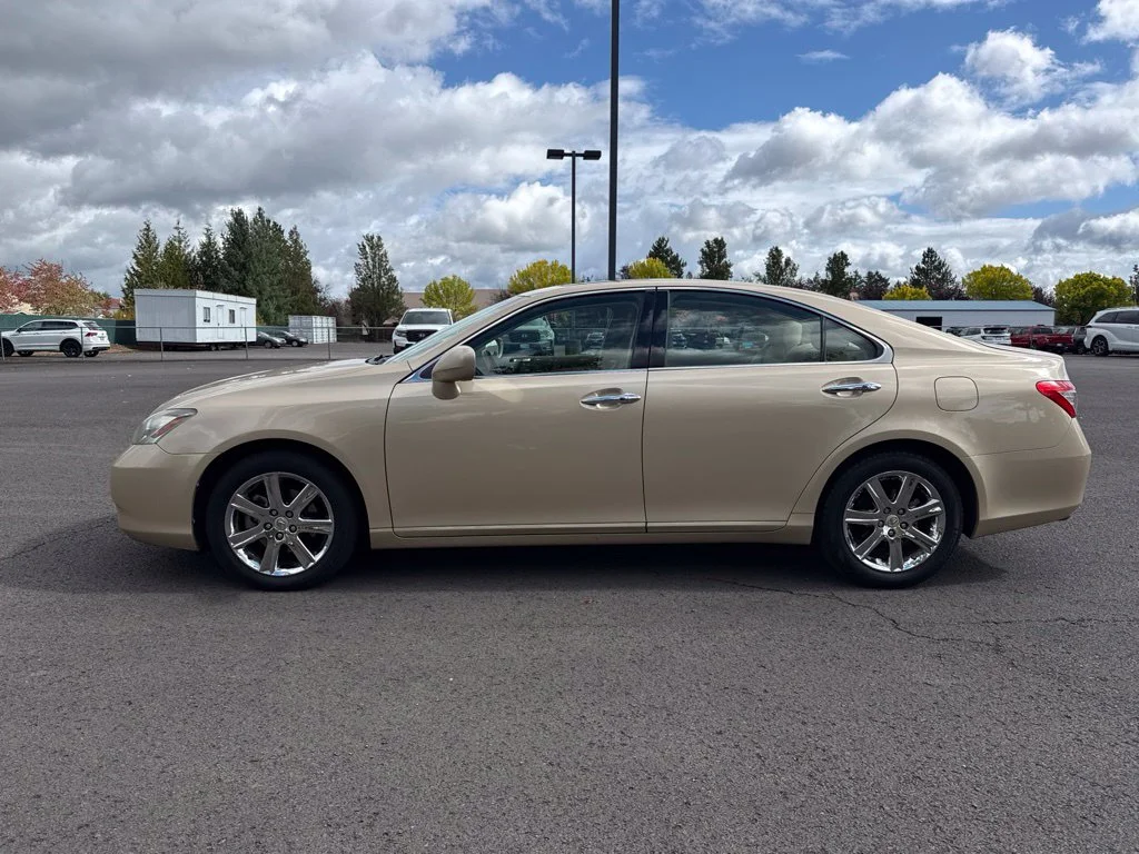 Used 2007 Golden Almond Metallic Lexus 350 image 4