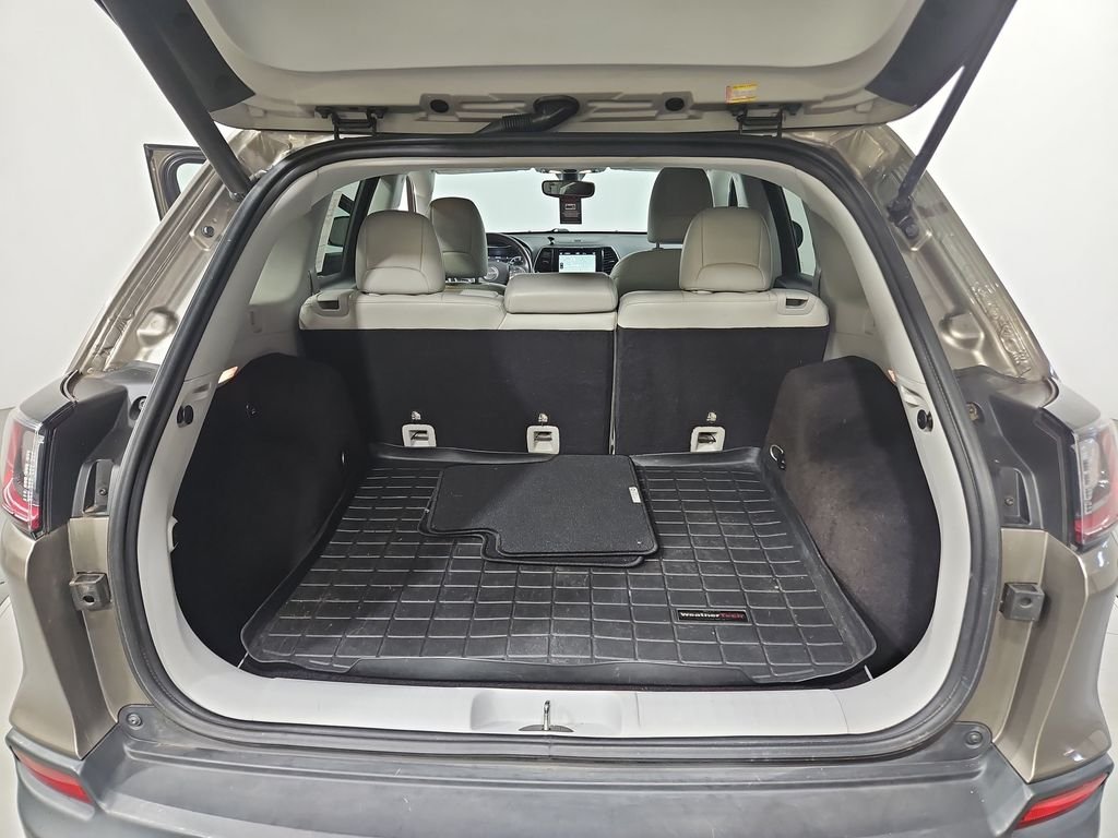 Used 2019 Beige Jeep Limited image 24