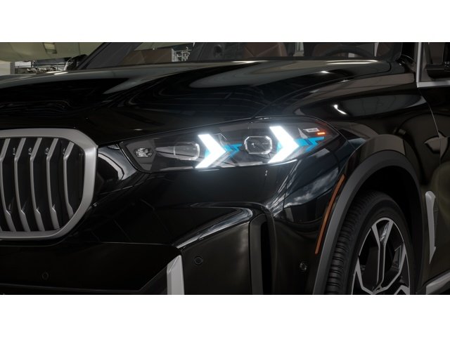 New 2026 Black BMW X5 40i image 6