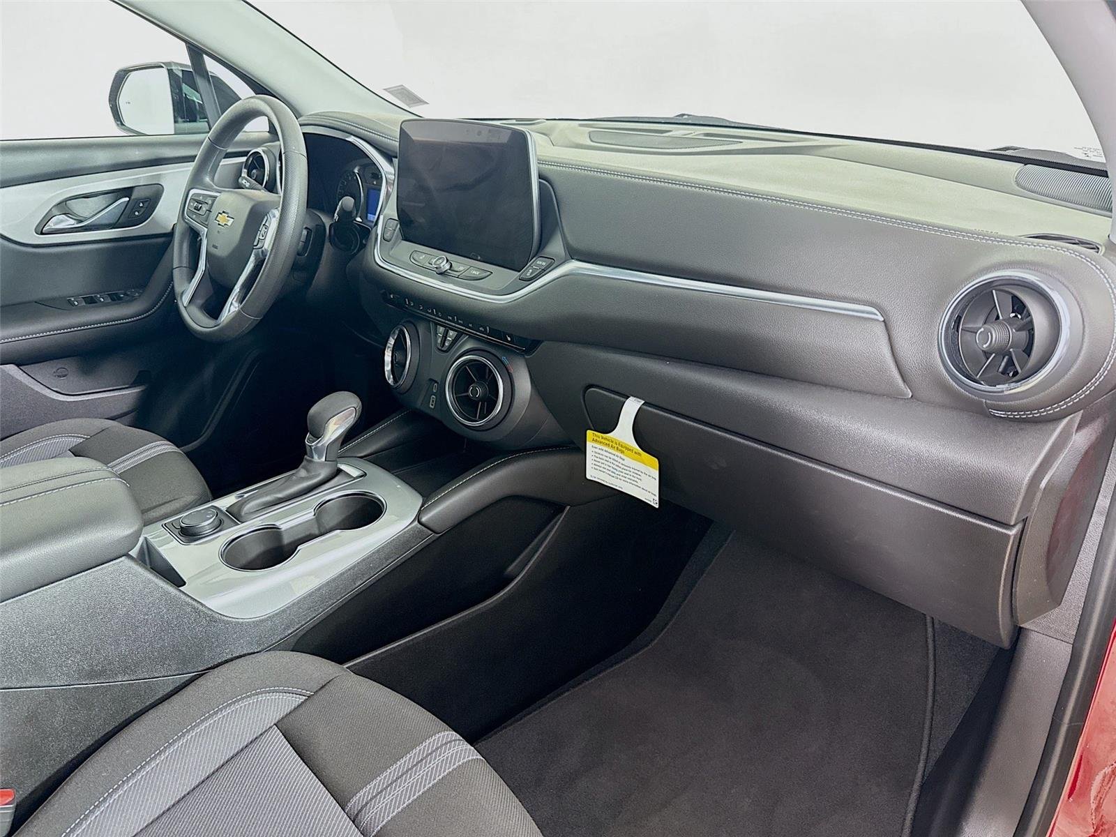 2025 Chevrolet Blazer 2LT - Photo 29