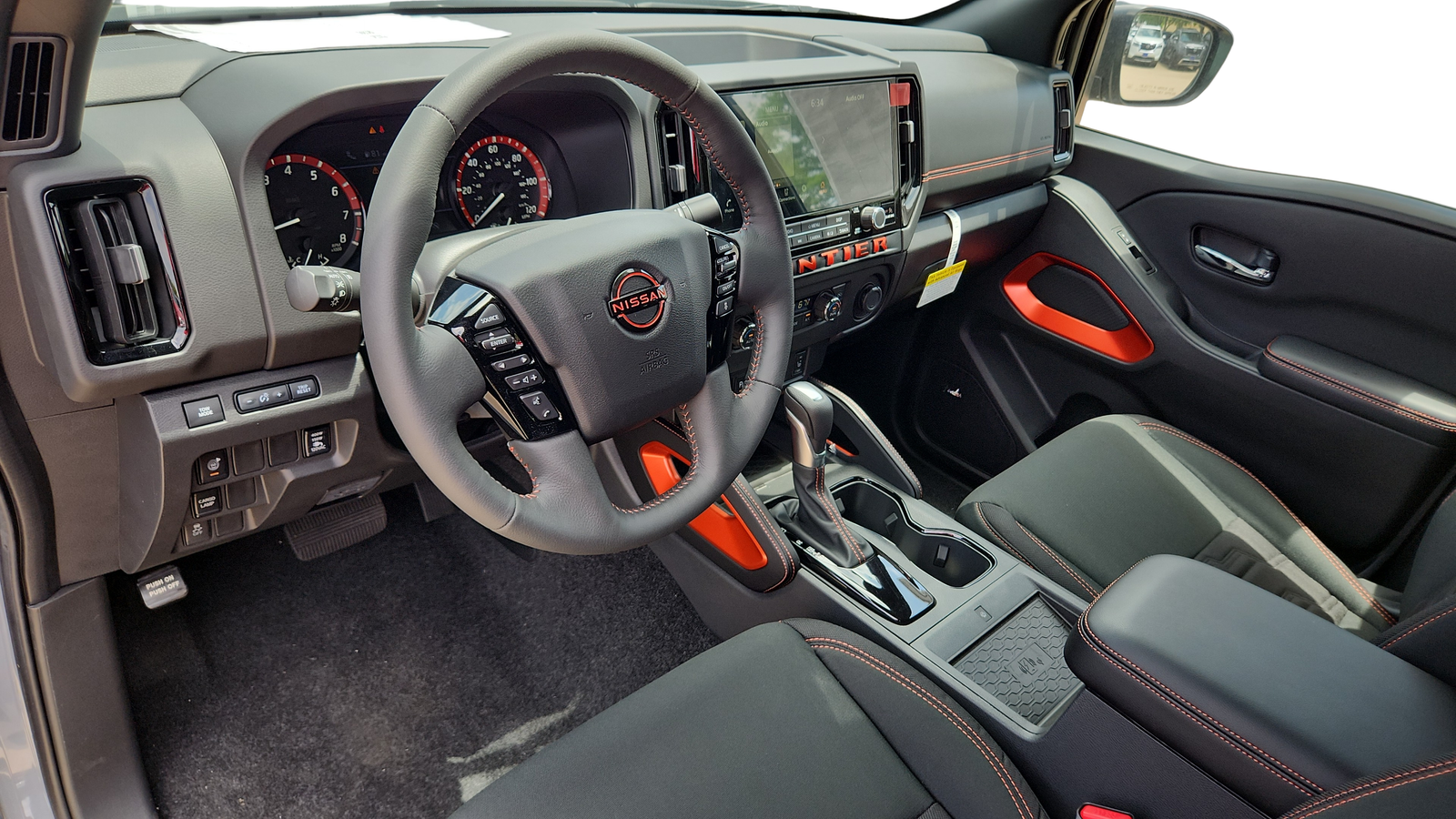 2026 Nissan Frontier PRO-X - Photo 9