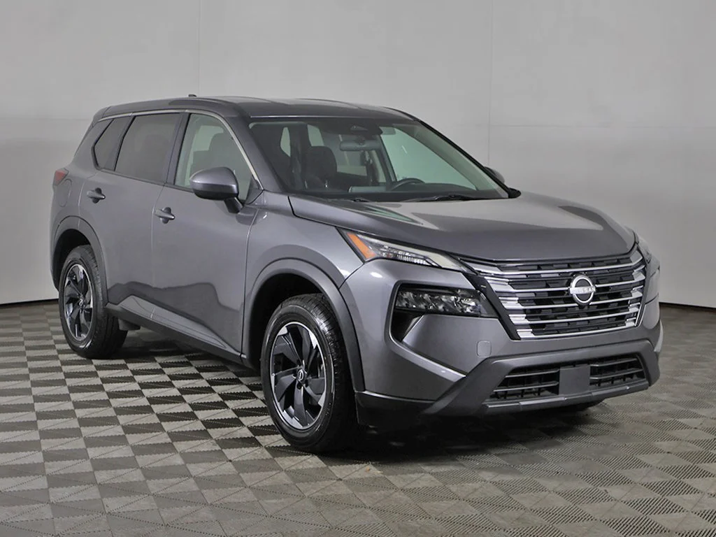 Used 2024 Nissan Rogue SV with VIN 5N1BT3BB8RC691656 for sale in Cleveland Heights, OH