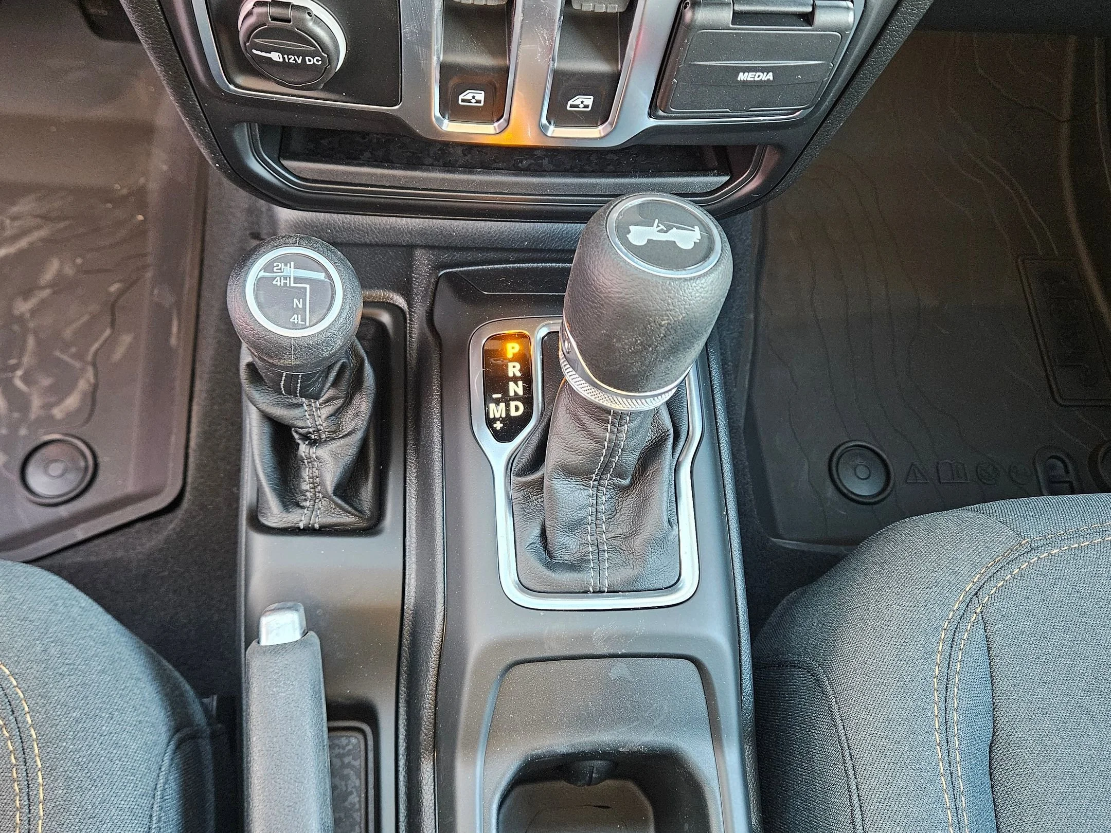 New 2026 Hydro Blue Pearlcoat Jeep Sport image 11