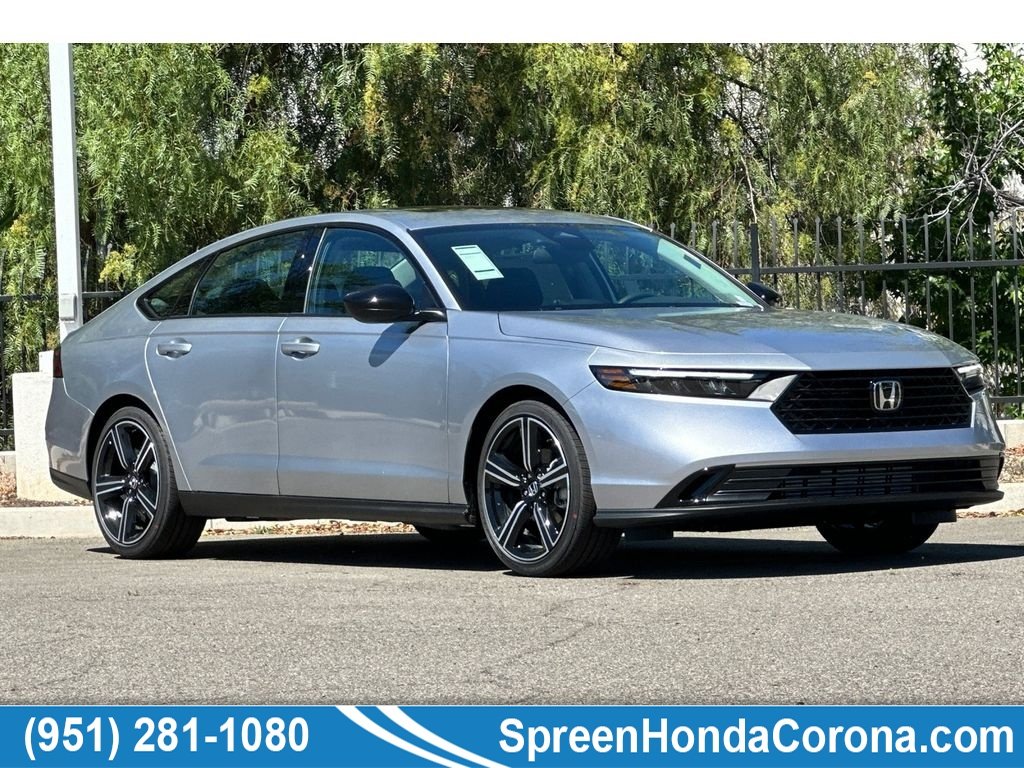New 2026 Solar Silver Metallic Honda SE image 1