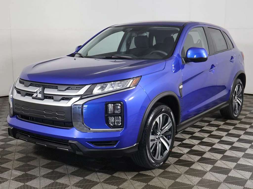 New 2026 Blue Mitsubishi 2.0 ES image 5