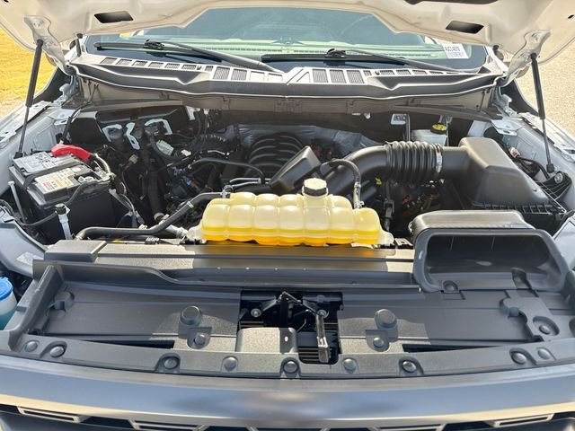 Used 2023 White Ford XLT image 25