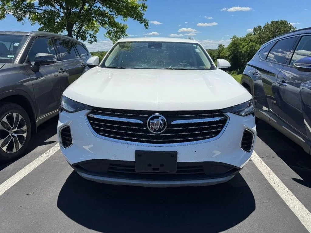 Used 2021 White Buick Preferred image 2
