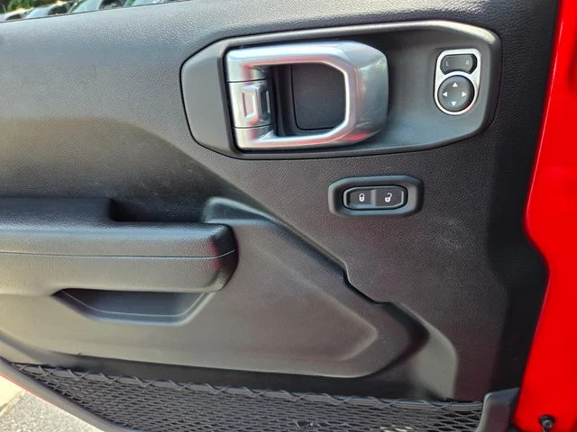 Used 2024 Red Jeep Sport S image 27