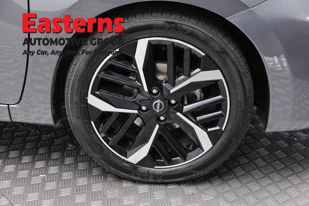 Used 2024 Gray Nissan 1.6 SR image 30