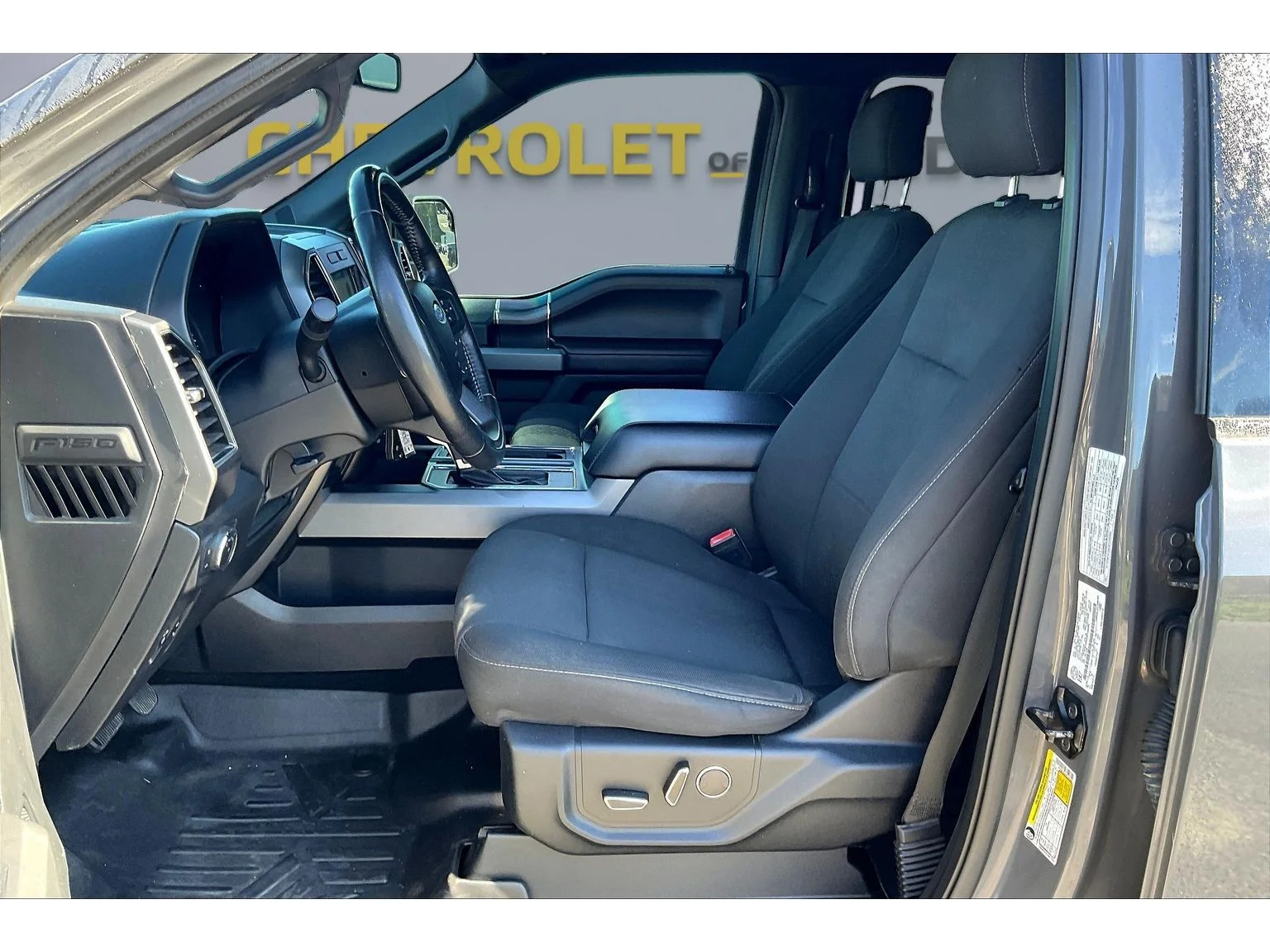 Used 2018 Gray Ford XL image 17