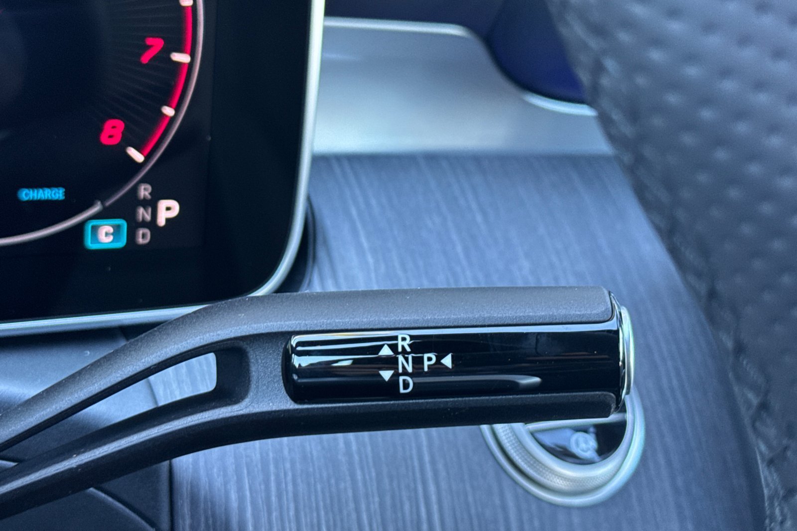 New 2026 MANUFAKTUR Alpine Grey Mercedes-Benz C 300 image 21