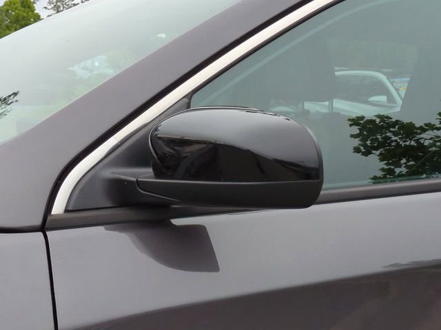 Used 2024 Gray Jeep Latitude image 12