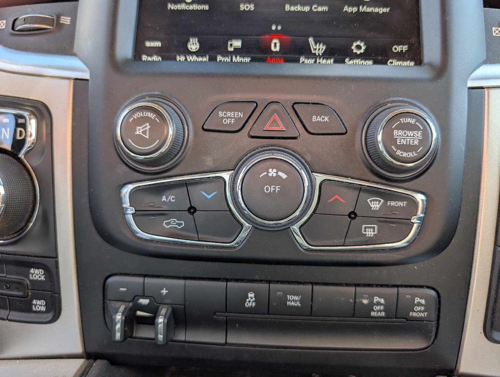 Used 2018 Blue Streak Pearlcoat Ram Big Horn image 19