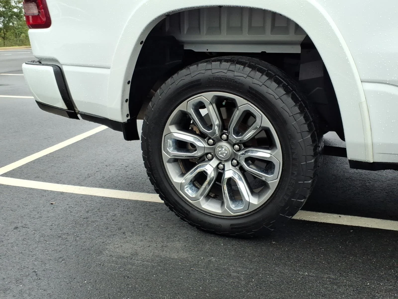 Used 2020 Bright White Clearcoat Ram Laramie image 13