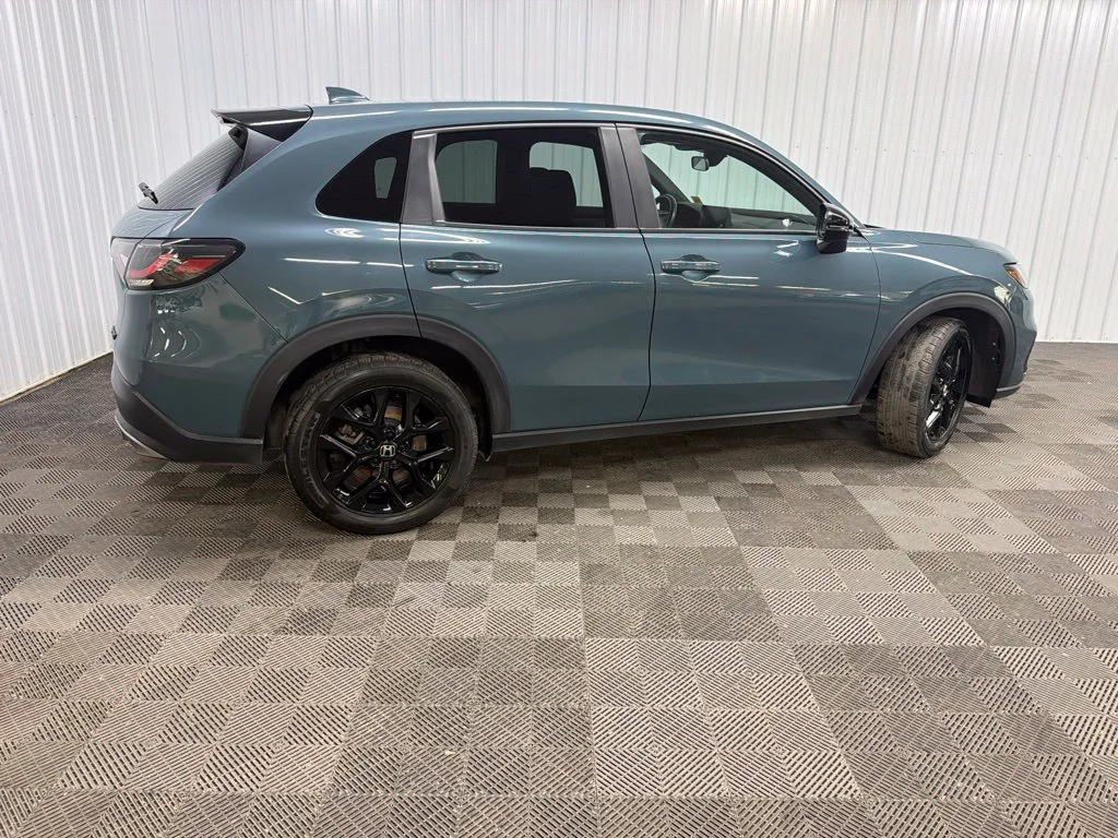 Used 2024 Urban Gray Pearl Honda Sport image 3