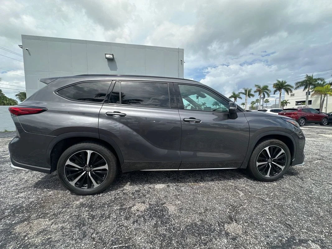 Used 2022 Gray Toyota XSE image 7