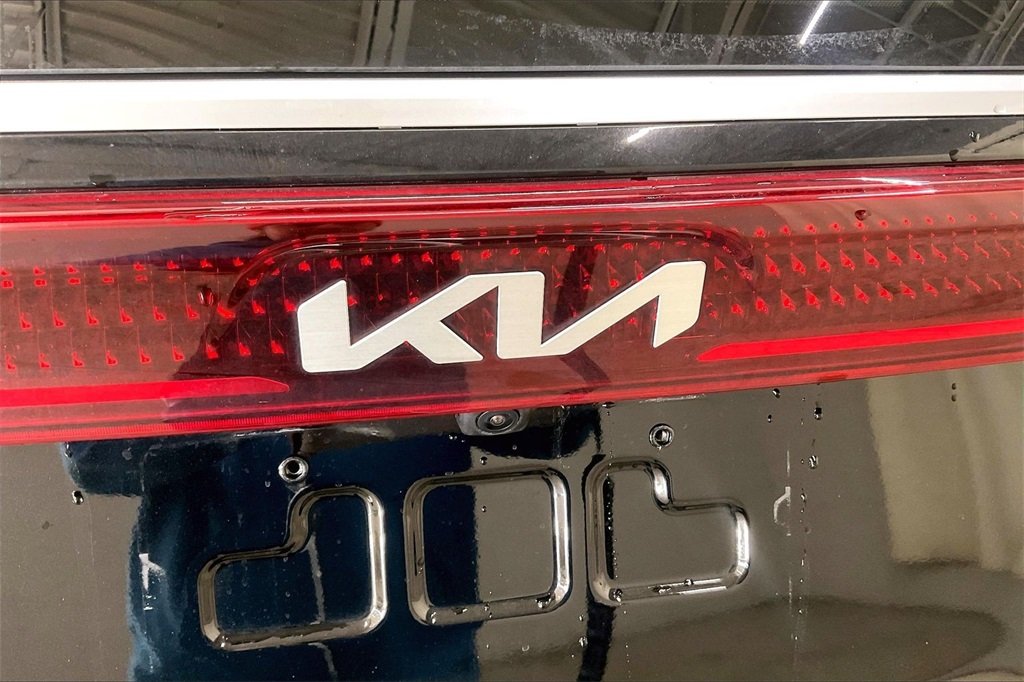 2024 KIA CARNIVAL - Image 32