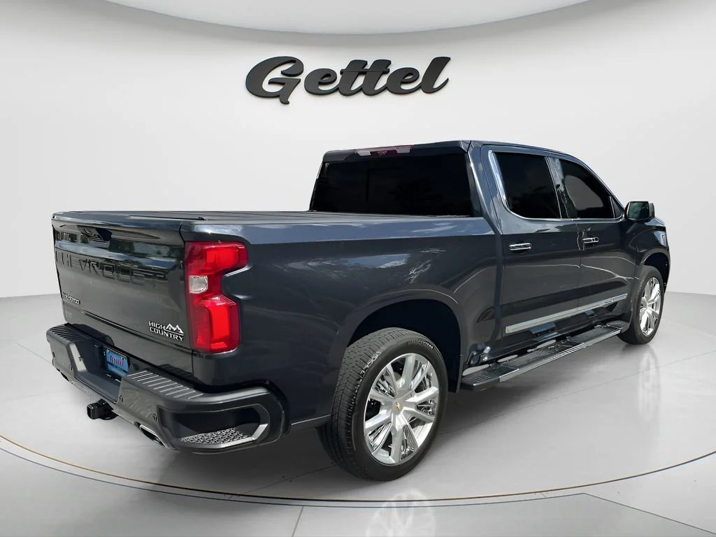 Used 2024 Dark Ash Metallic Chevrolet High Country image 5