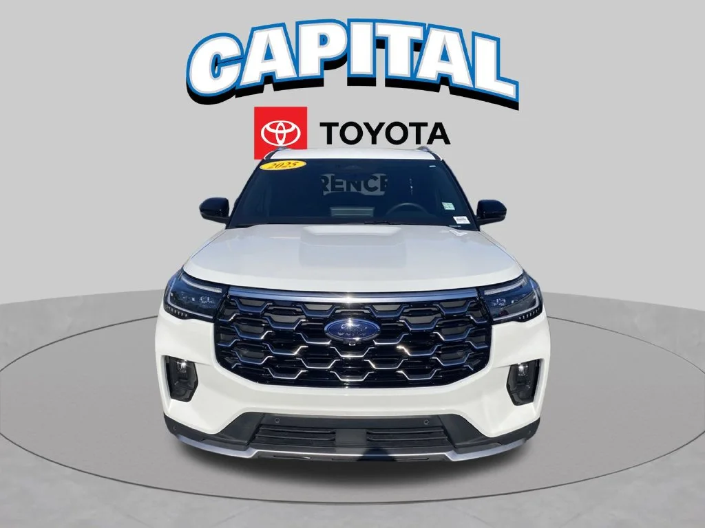 Used 2025 White Ford Platinum image 18