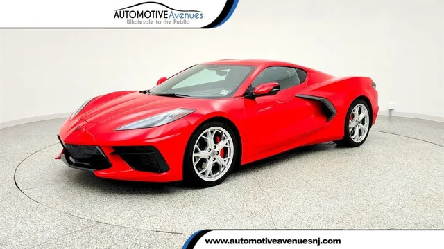 2022 Chevrolet Corvette 2dr Stingray Coupe w/2LT, Upgraded Wheels & Performance Exhaust