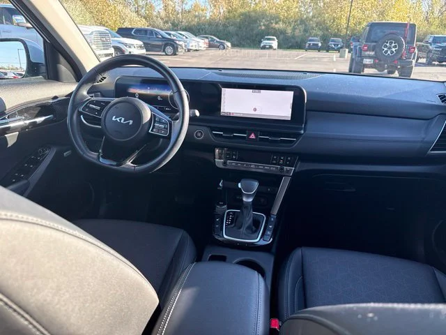 Certified Used 2024 Snow White Pearl Kia SX image 9