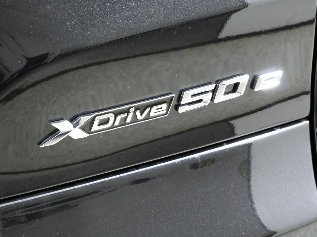 New 2026 Black Sapphire Metallic BMW xDrive50e image 12