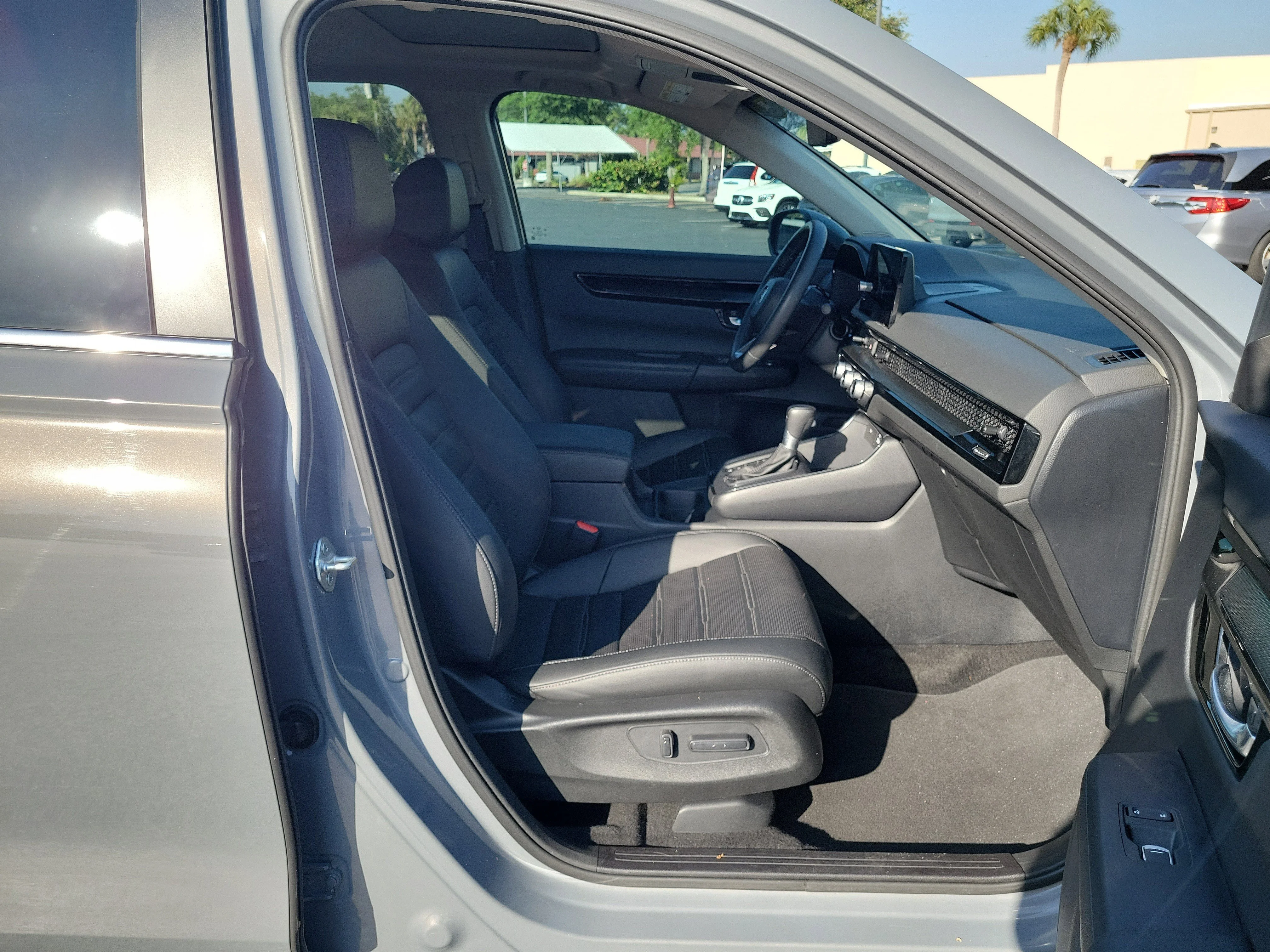 2025 Honda CR-V EX-L - Photo 49